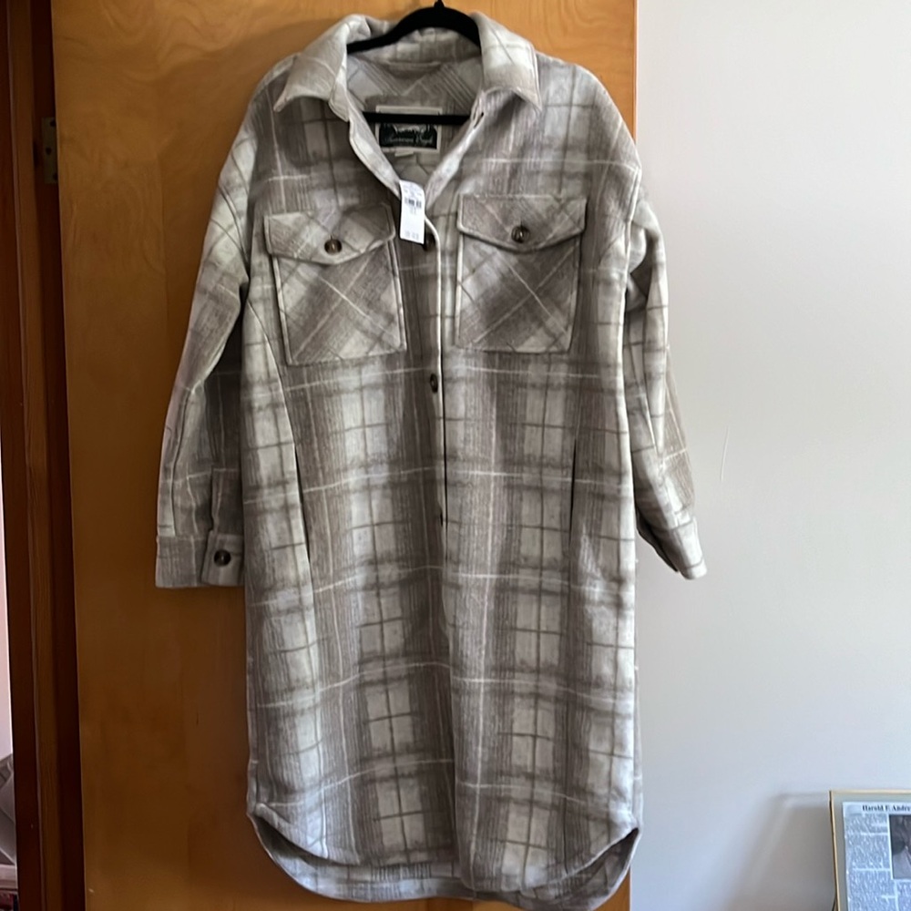 American Eagle Long Plaid Shacket